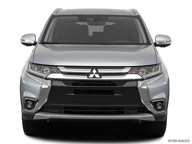 2017 Mitsubishi Outlander | Low/wide front