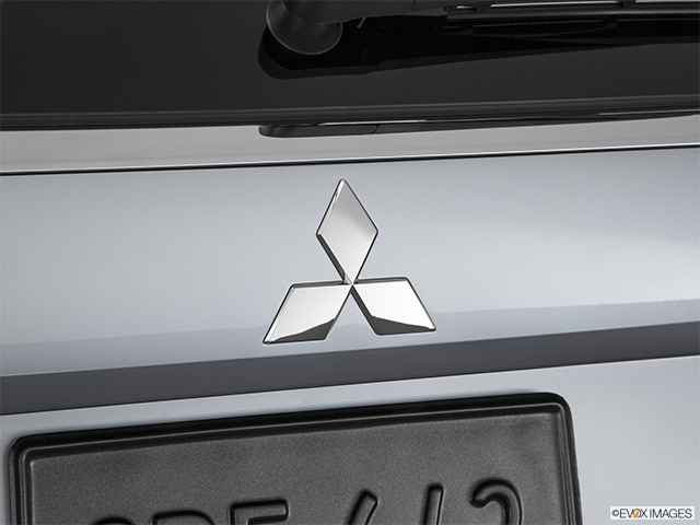 2017 Mitsubishi Outlander | Rear manufacturer badge/emblem