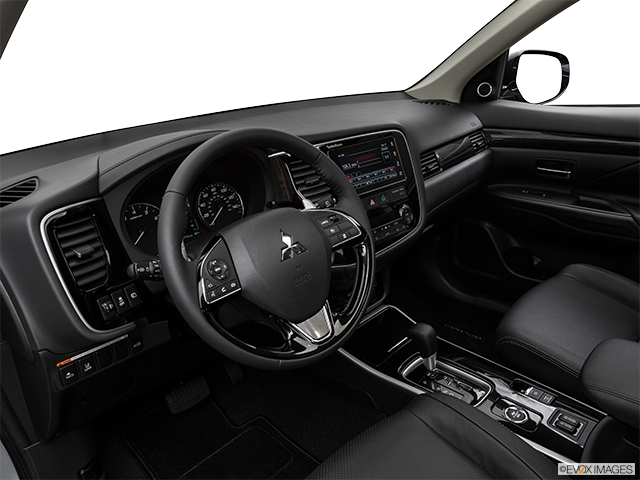 2017 Mitsubishi Outlander | Interior Hero (driver’s side)