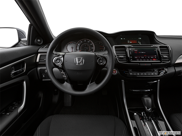 2017 Honda Accord Coupe | Steering wheel/Center Console