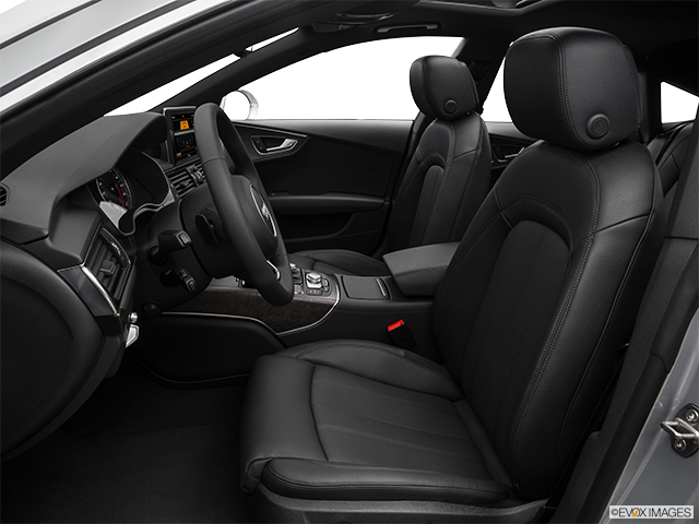 2017 Audi A7 | Front seats from Drivers Side