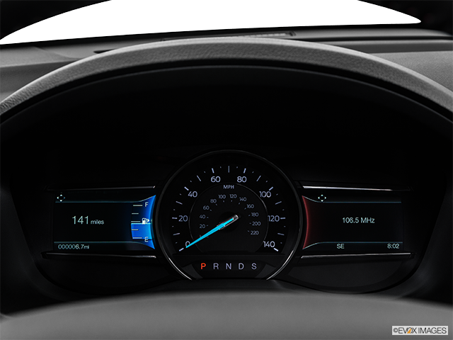 2017 Ford Explorer | Speedometer/tachometer