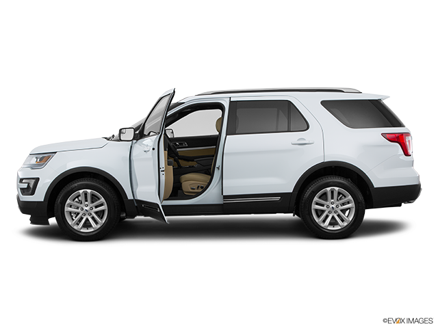 2017 Ford Explorer | Driver's side profile with drivers side door open