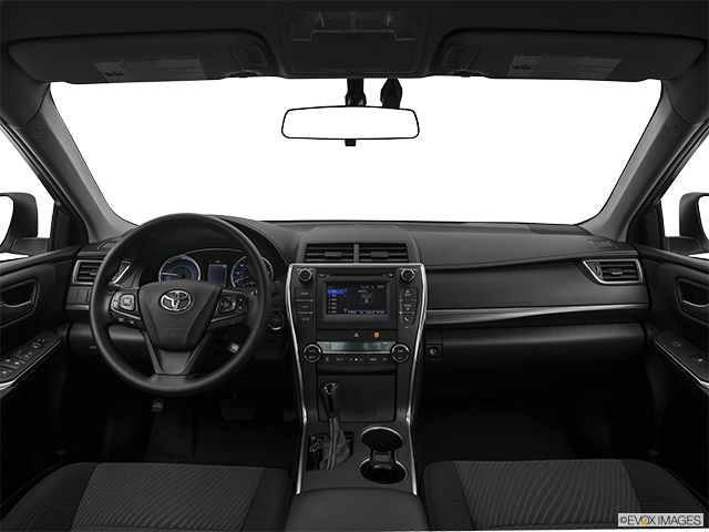 2017 Toyota Camry Hybrid | Centered wide dash shot