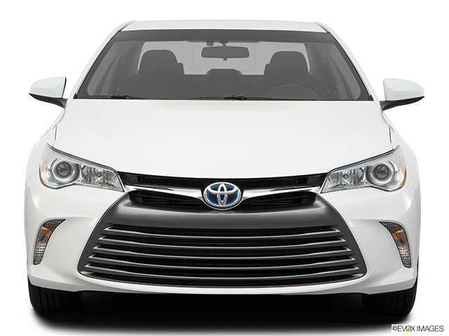 2017 Toyota Camry Hybrid | Low/wide front