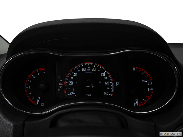 2017 Dodge Durango | Speedometer/tachometer