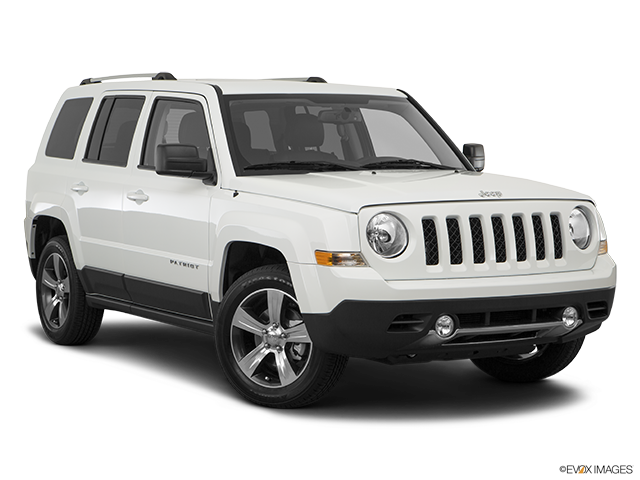 2017 Jeep Patriot | Front passenger 3/4 w/ wheels turned