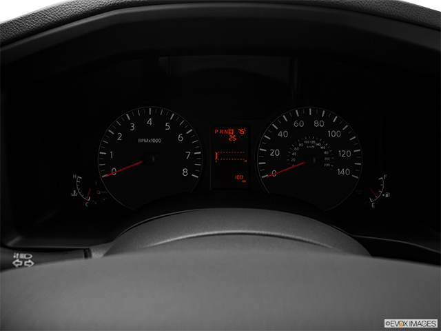 2016 Nissan NV Passenger | Speedometer/tachometer