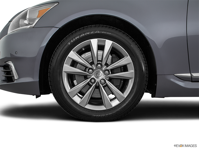 2016 Lexus LS 600h L AWD | Front Drivers side wheel at profile