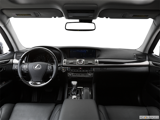 2016 Lexus LS 600h L AWD | Centered wide dash shot