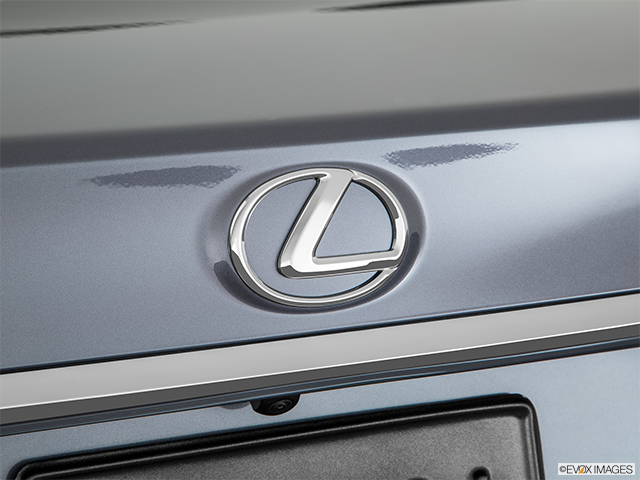 2016 Lexus LS 600h L AWD | Rear manufacturer badge/emblem
