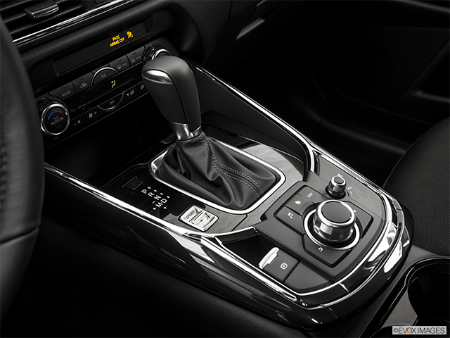 2016 Mazda CX-9 | Gear shifter/center console