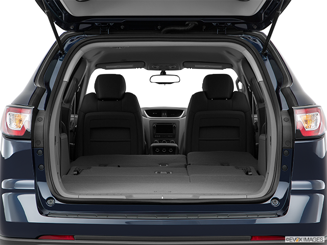 Traverse Lt Rear View 2017 Chevrolet Traverse: Reviews, Price, Specs, Photos and Trims ...