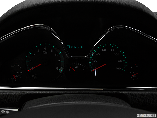 2017 Chevrolet Traverse | Speedometer/tachometer
