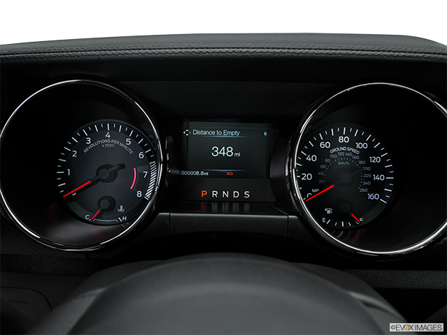 2017 Ford Mustang | Speedometer/tachometer