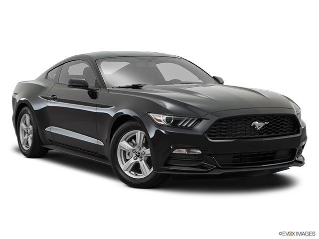 2017 Ford Mustang | Front passenger 3/4 w/ wheels turned