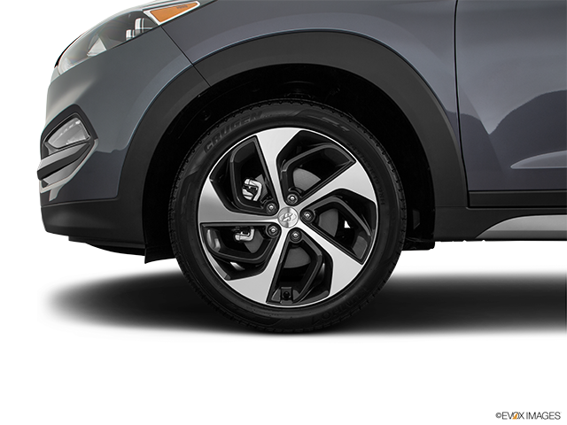 2017 Hyundai Tucson | Front Drivers side wheel at profile