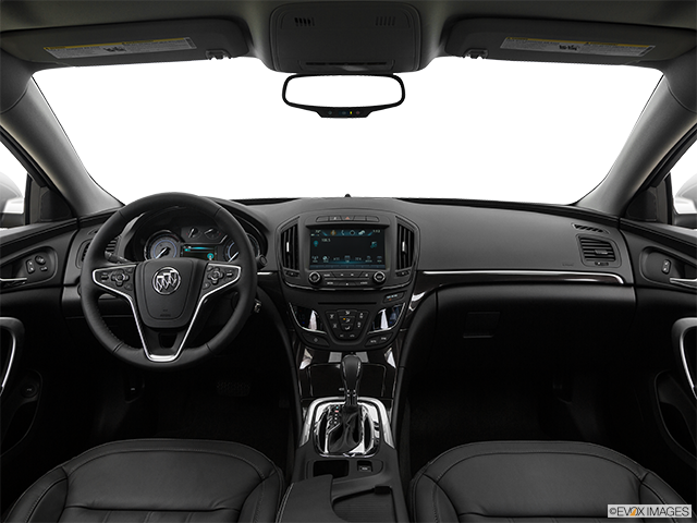 2017 Buick Regal | Centered wide dash shot