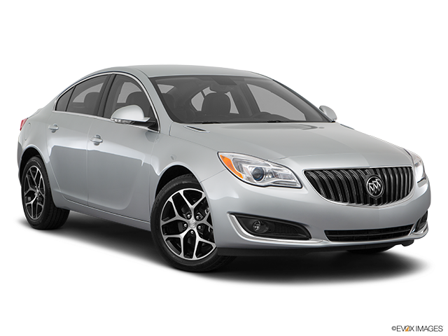 2017 Buick Regal | Front passenger 3/4 w/ wheels turned