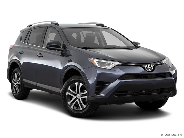 2017 Toyota RAV4 | Front passenger 3/4 w/ wheels turned