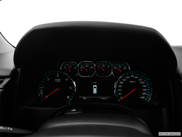 2017 Chevrolet Tahoe | Speedometer/tachometer
