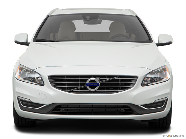 2017 Volvo V60 | Low/wide front