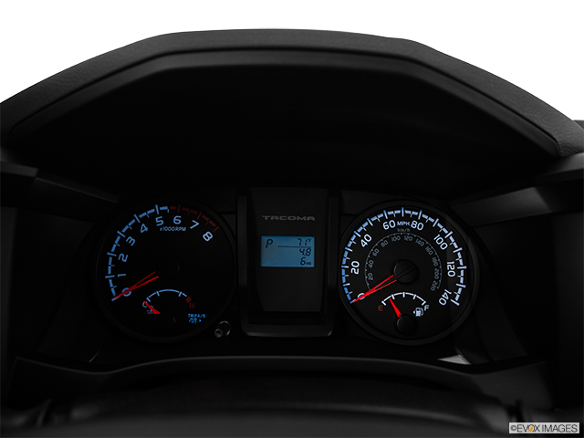 2017 Toyota Tacoma | Speedometer/tachometer