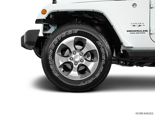 2017 Jeep Wrangler Unlimited | Front Drivers side wheel at profile