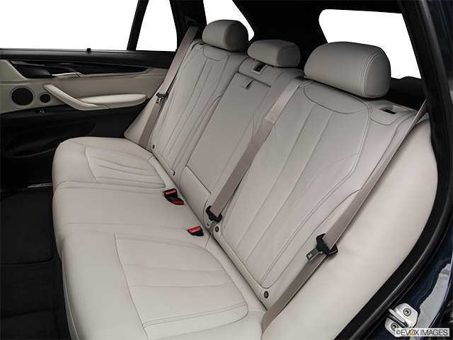 2017 BMW X5 | Rear seats from Drivers Side