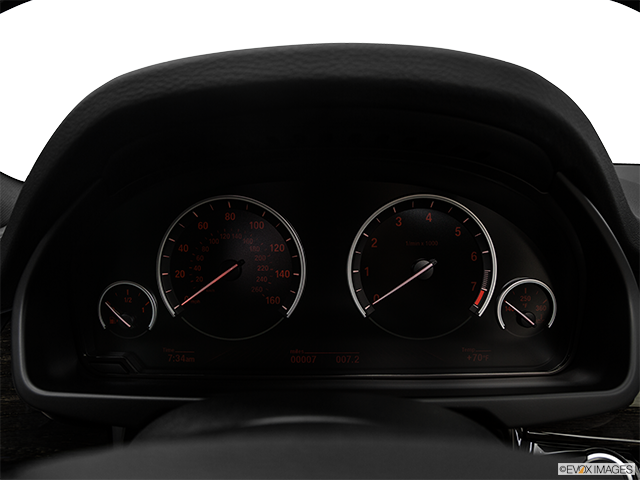 2017 BMW X5 | Speedometer/tachometer