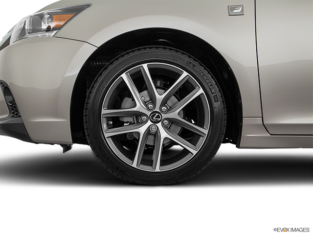 2017 Lexus CT 200h | Front Drivers side wheel at profile