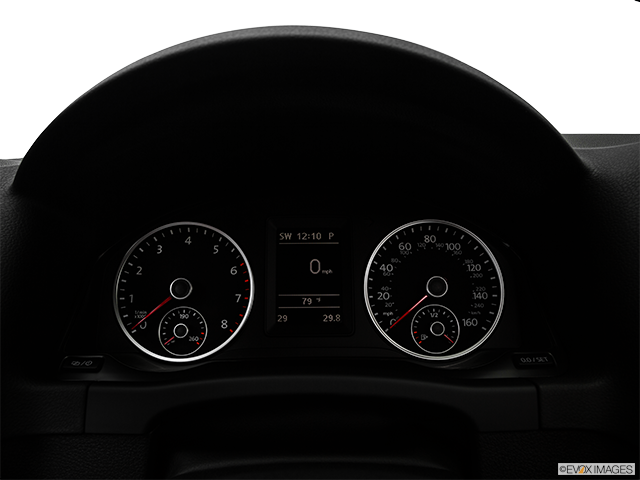 2017 Volkswagen Tiguan | Speedometer/tachometer