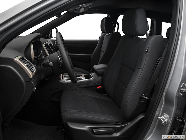2017 Jeep Grand Cherokee | Front seats from Drivers Side
