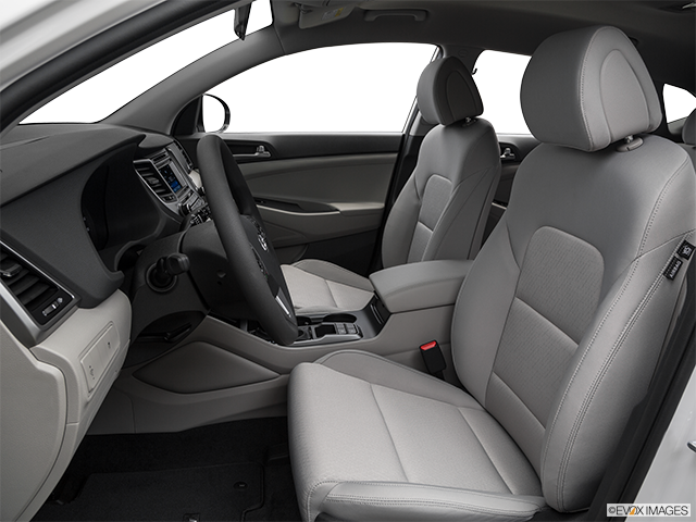 2017 Hyundai Tucson | Front seats from Drivers Side