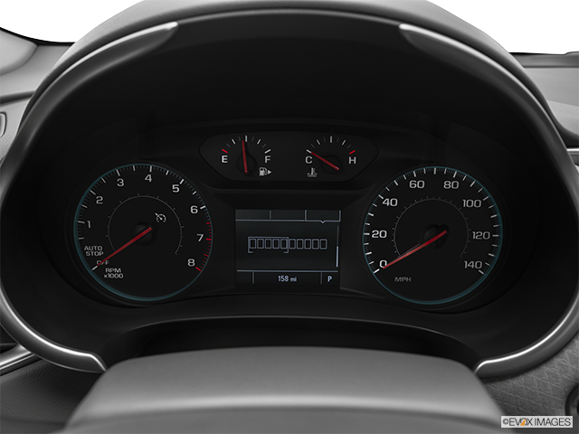 2017 Chevrolet Malibu | Speedometer/tachometer