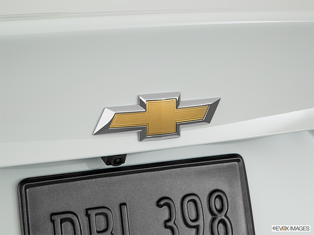 2017 Chevrolet Malibu | Rear manufacturer badge/emblem