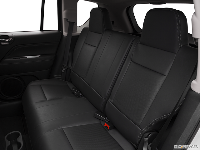 2017 Jeep Compass | Rear seats from Drivers Side