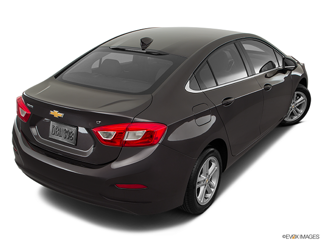 2017 Chevrolet Cruze | Rear 3/4 angle view