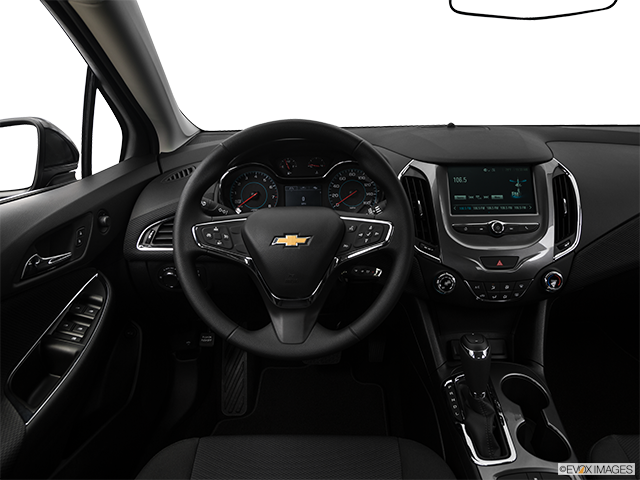 2017 Chevrolet Cruze | Steering wheel/Center Console