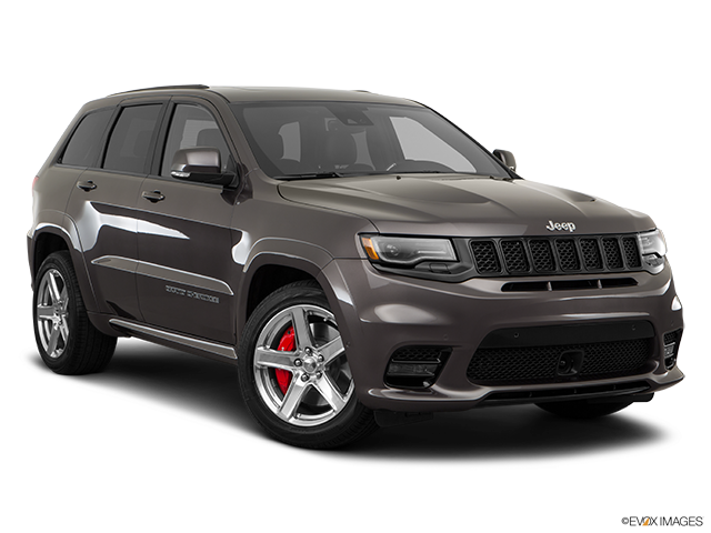 2017 Jeep Grand Cherokee | Front passenger 3/4 w/ wheels turned