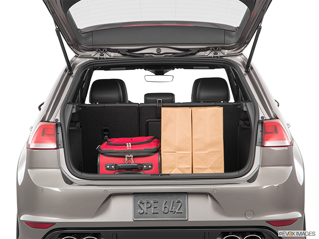 2017 Volkswagen Golf R: Reviews, Price, Specs, Photos and Trims ...