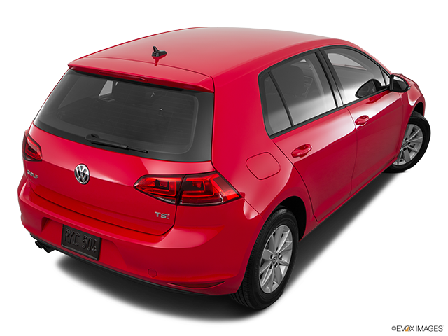 2017 Volkswagen Golf | Rear 3/4 angle view