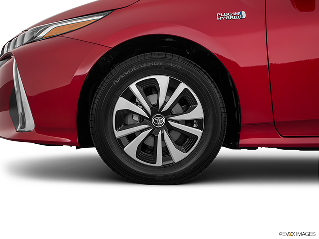 2017 Toyota Prius Prime | Front Drivers side wheel at profile
