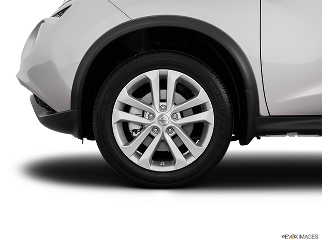 2017 Nissan JUKE | Front Drivers side wheel at profile