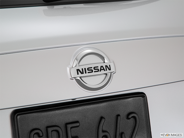 2017 Nissan JUKE | Rear manufacturer badge/emblem