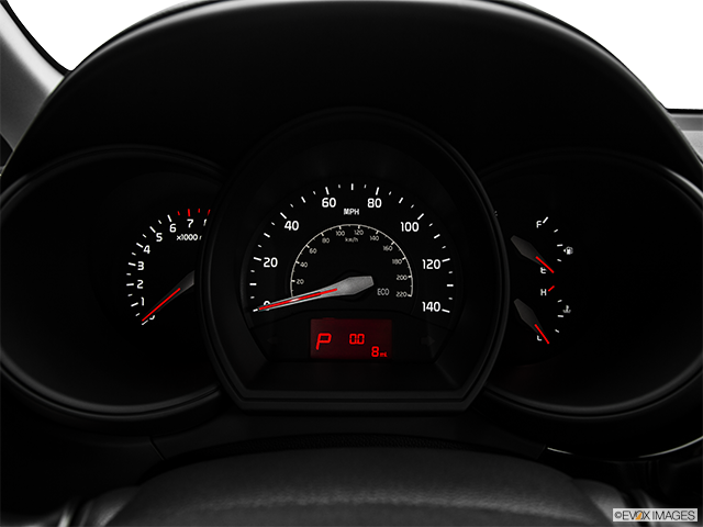 2017 Kia Rio 5-portes | Speedometer/tachometer