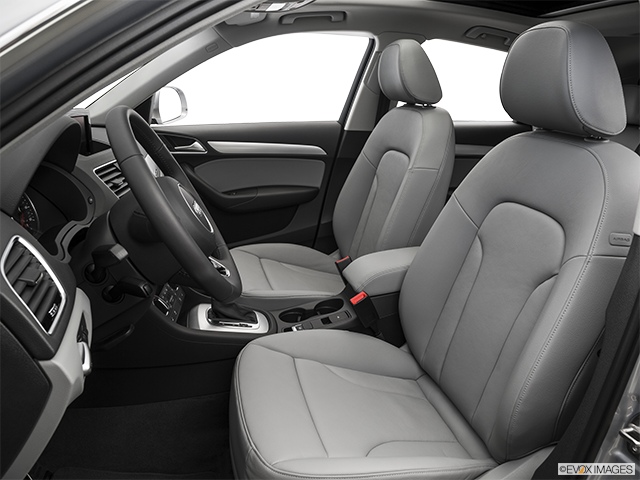 2017 Audi Q3 | Front seats from Drivers Side