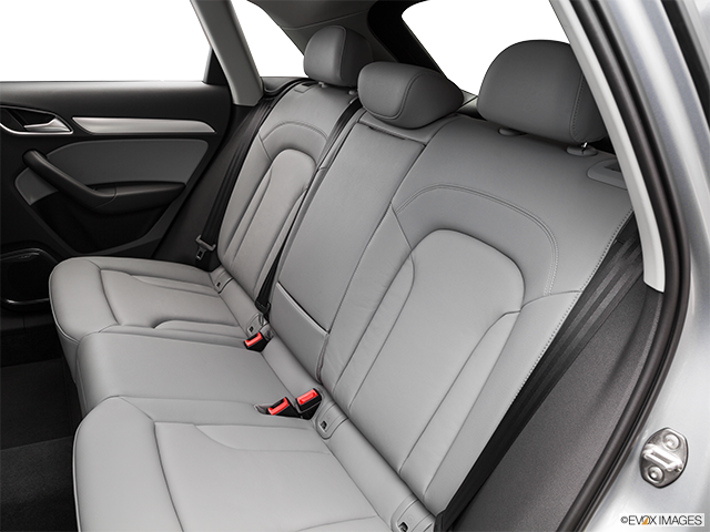 2017 Audi Q3 | Rear seats from Drivers Side
