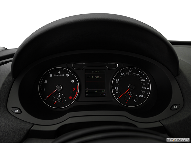 2017 Audi Q3 | Speedometer/tachometer