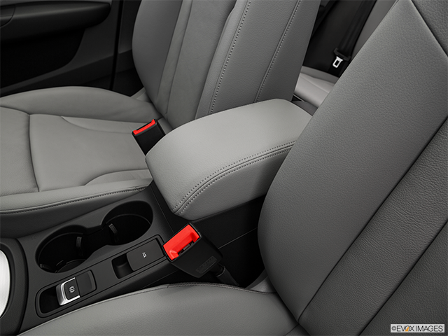 2017 Audi Q3 | Front center console with closed lid, from driver’s side looking down